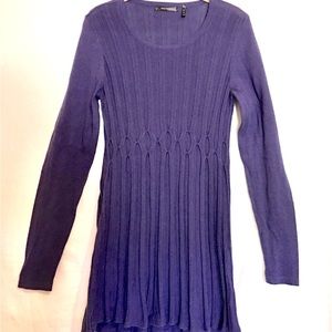 💜Daisy Fuentes Medium light weight LS  purple sweater dress with waist detail